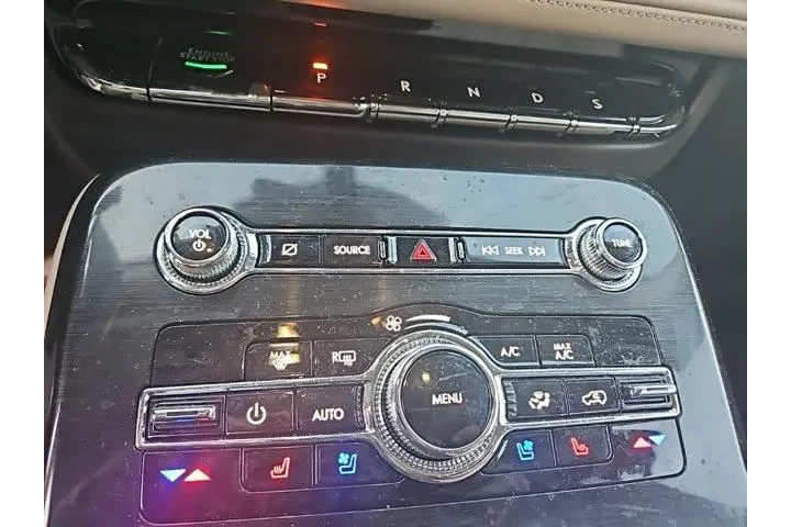 $36365 : Lincoln Nautilus 2022 AWD Re image 8