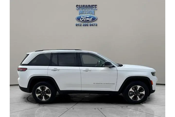 $26149 : Jeep Grand Cherokee 2023 4x4 image 4