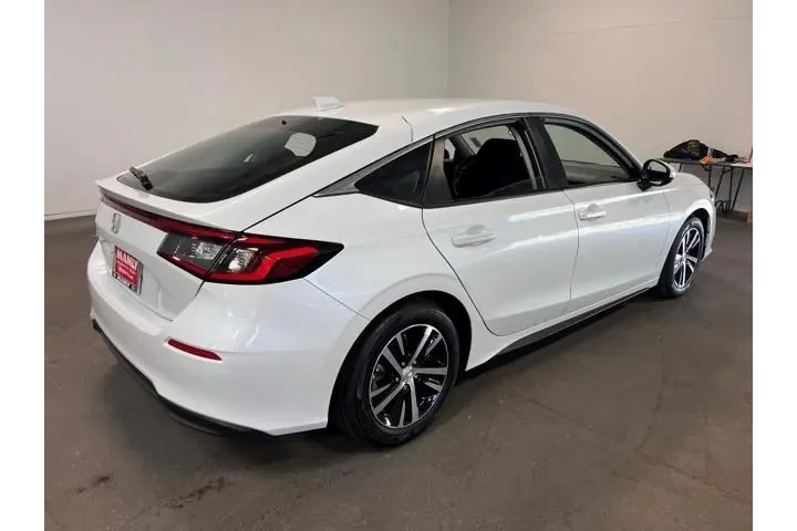 $23822 : Honda Civic 2023 LX 4dr Hatc image 3