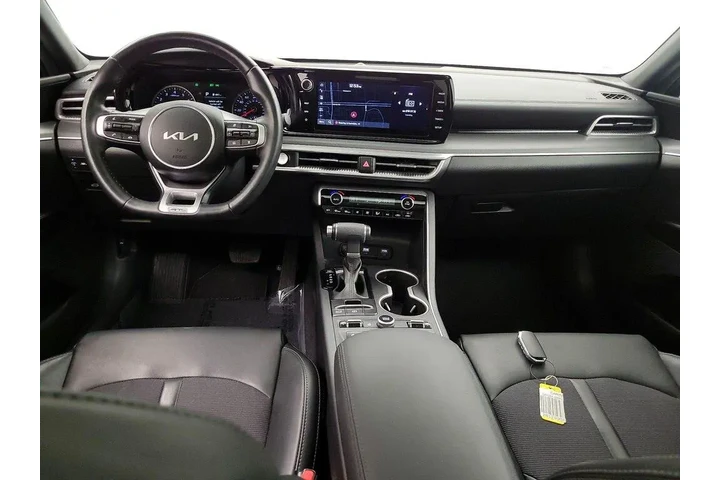 $27998 : Kia K5 2024 GT-Line 4dr Seda image 9