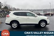 $14998 : PRE-OWNED 2016 NISSAN ROGUE SV thumbnail