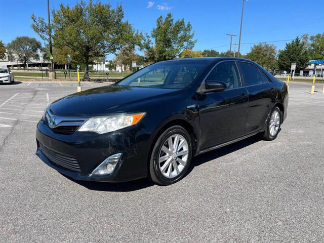 $8900 : 2012 Camry Hybrid XLE image 3