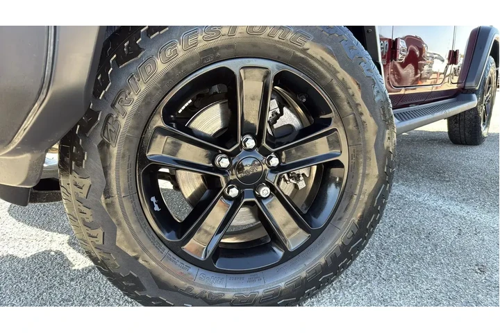 $25888 : Jeep Wrangler Unlimited 2021 image 9