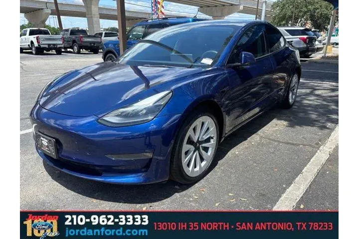 $26994 : Tesla Model 3 2022 AWD Long image 3