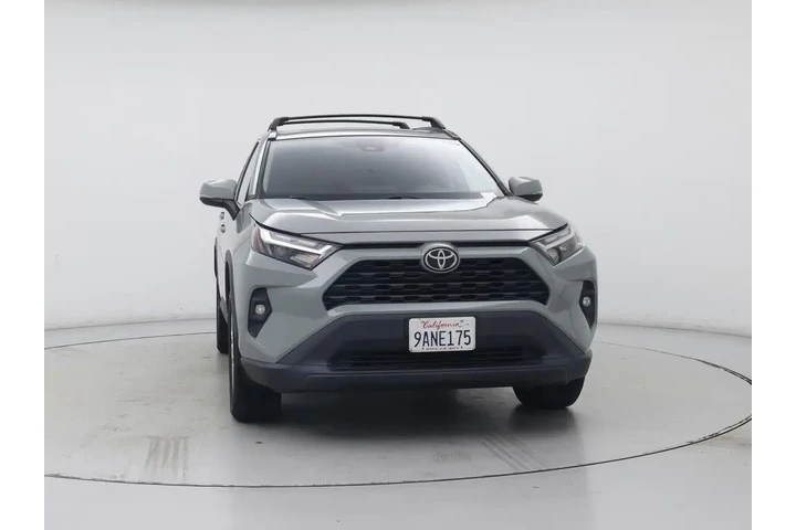 $30998 : Toyota RAV4 2022 AWD XLE Pre image 5