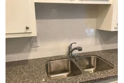 $1300 : A beautiful luxury apartment thumbnail