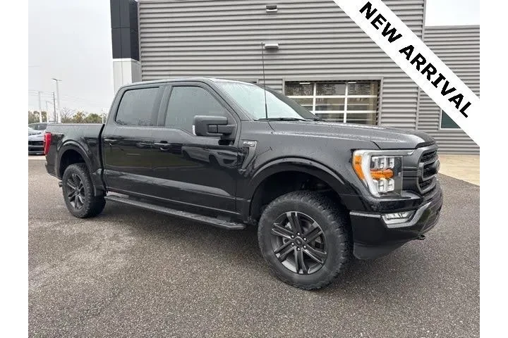 $37858 : Ford F-150 2022 4x4 XLT 4dr image 1