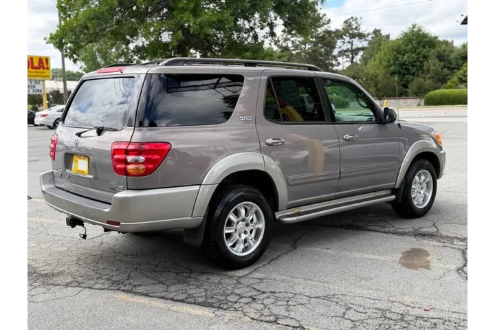 2002 Sequoia SR5 image 7
