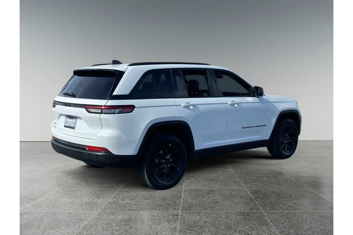 $37600 : Jeep Grand Cherokee 2025 image 5