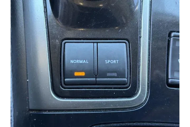 $11988 : Nissan Maxima 2018 3.5 S 4dr image 10