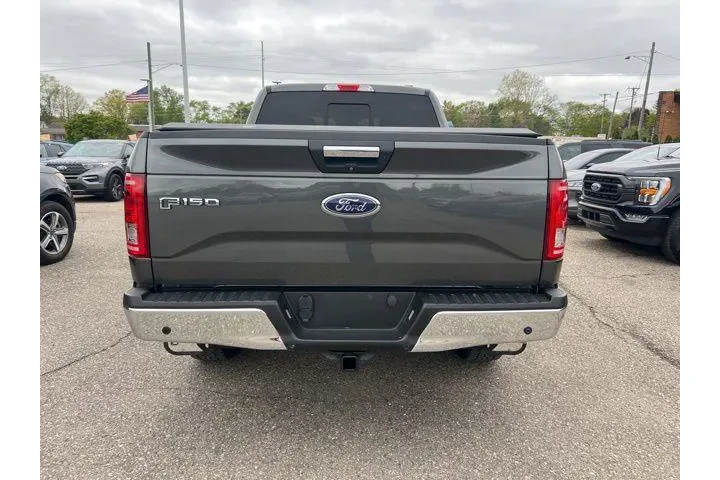 $21742 : Ford F-150 2016 4x4 King Ran image 4