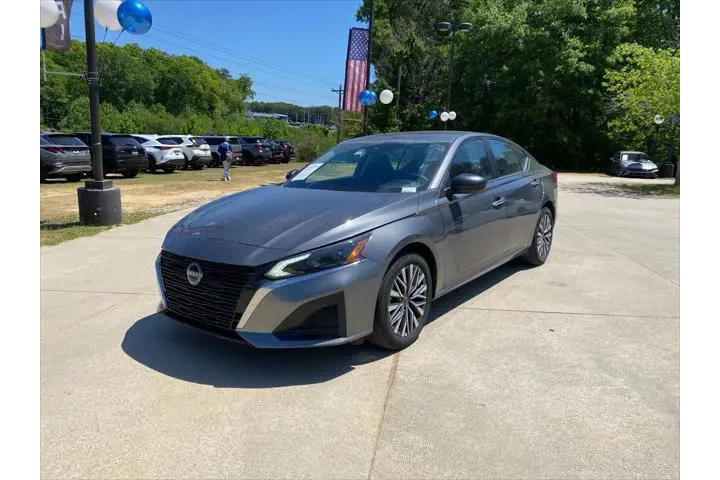 $19120 : Nissan Altima 2025 2.5 SV 4d image 2
