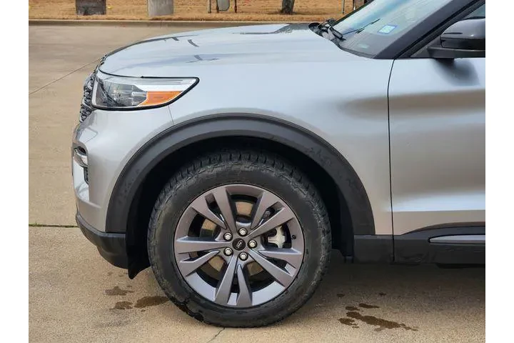 $27995 : Ford Explorer 2023 XLT 4dr S image 8
