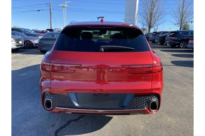 $36900 : Genesis GV70 2023 AWD 2.5T S image 5