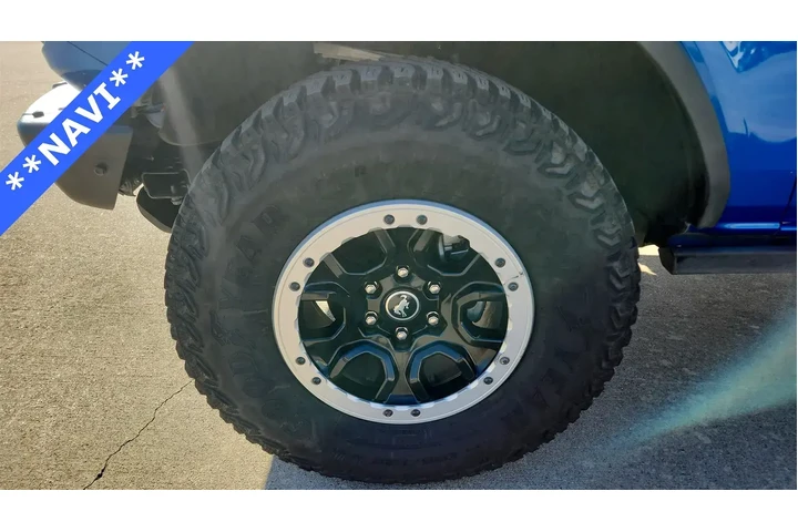 $37995 : Ford Bronco 2024 4x4 Black D image 9