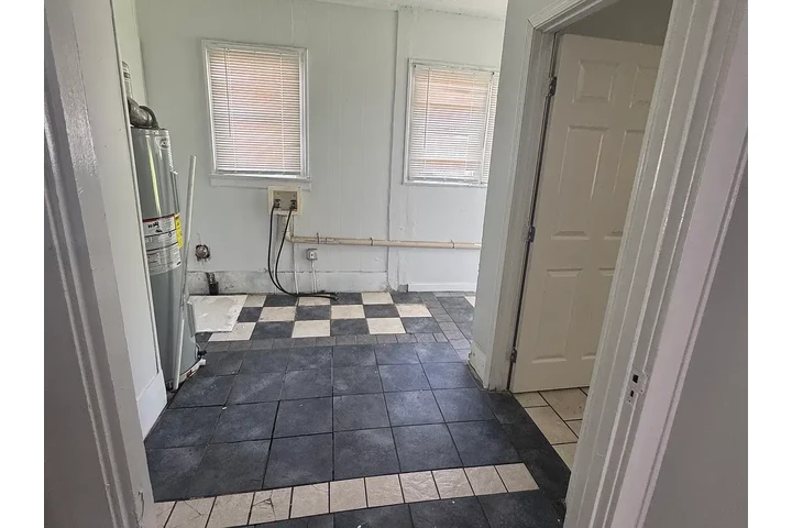 $1300 : House fr rent in Birmingham AL image 8