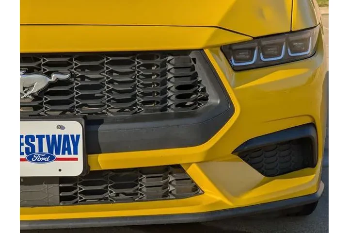 $25287 : Ford Mustang 2024 EcoBoost P image 8