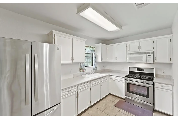 $980 : charm natural  hardwood Home image 6