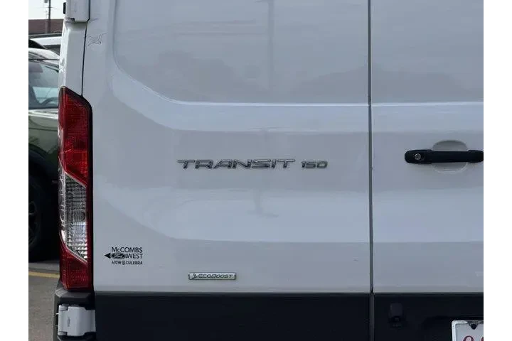 $31444 : Ford Transit 2022 150 3dr SW image 8