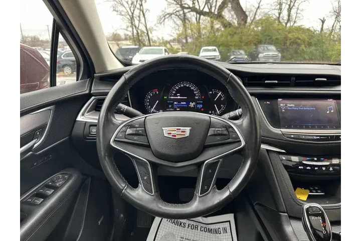 $12900 : 2017 XT5 Luxury image 7