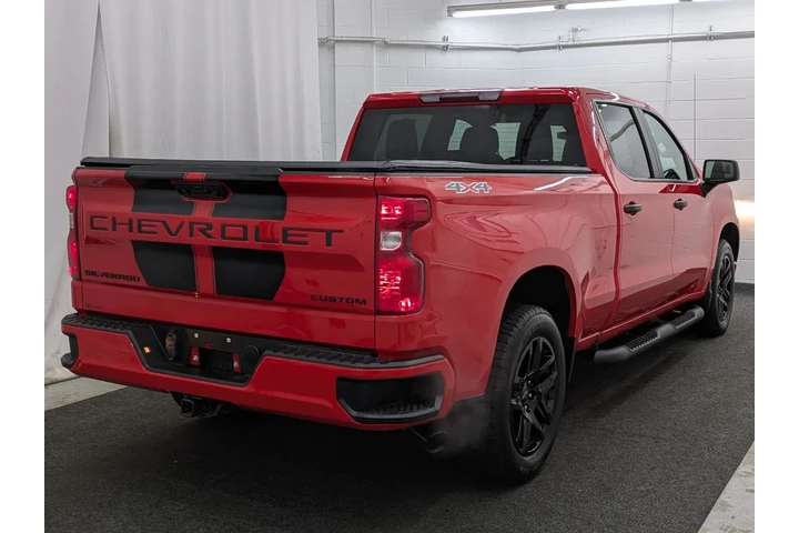 $36700 : Pre-Owned 2023 Silverado 1500 image 2