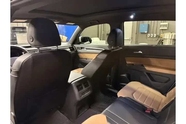 $30981 : Volkswagen Atlas Cross Sport image 5