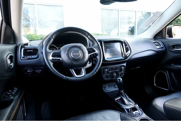 $12990 : 2019 Compass Limited FWD image 5