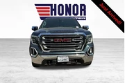 $31588 : GMC Sierra 1500 2019 4x4 SLT thumbnail