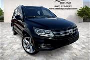 $10895 : 2014 VOLKSWAGEN TIGUAN 2.0T R thumbnail