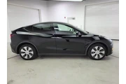 $28998 : Tesla Model Y 2022 AWD Long thumbnail