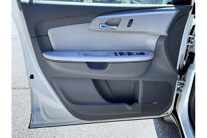 $3995 : Chevrolet Traverse 2011 AWD image 10