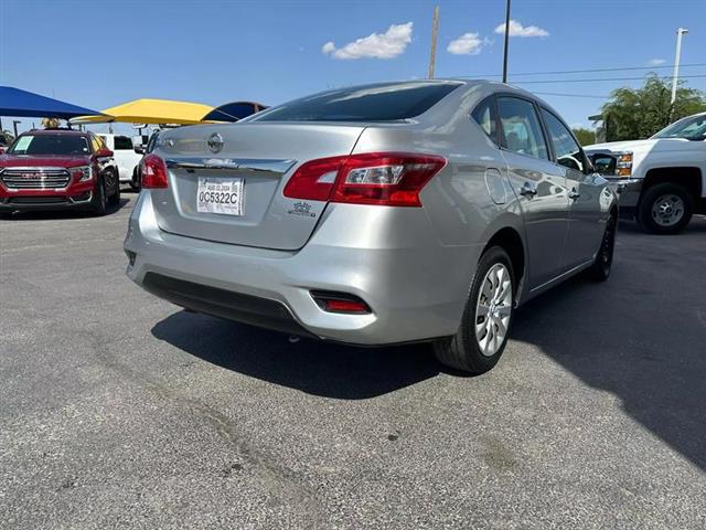 $13950 : Pre-Owned 2019 Sentra S Sedan image 4