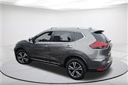 $12799 : Pre-Owned 2018 Rogue SL thumbnail