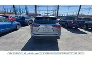 $38288 : Toyota Highlander 2023 AWD L thumbnail