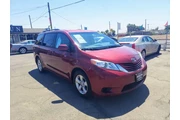 2017 Sienna LE 8-Passenger en Kings County
