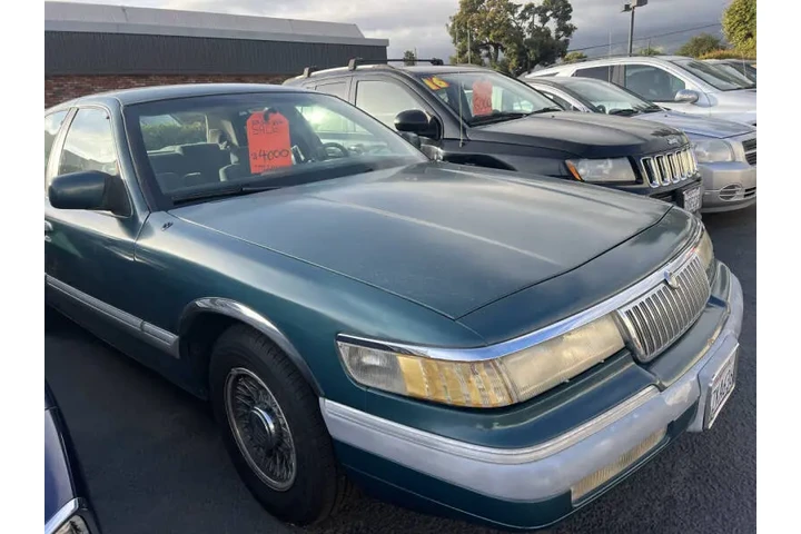 $4000 : 1993 Grand Marquis LS image 3