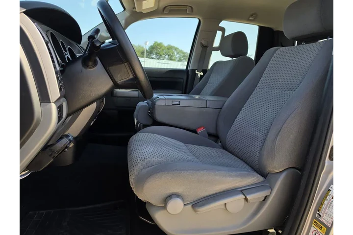 $15900 : Toyota Tundra 2013 4x2 Grade image 9