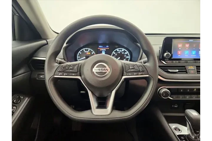 $19998 : Nissan Altima 2022 2.5 S 4dr image 10