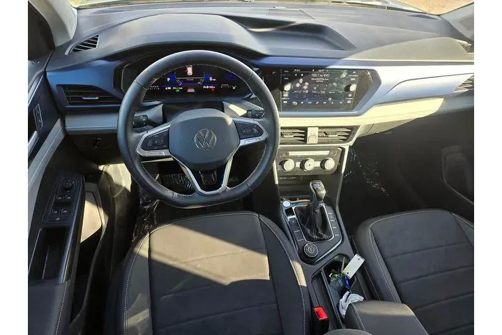 $21988 : Volkswagen Taos 2024 AWD SE image 9