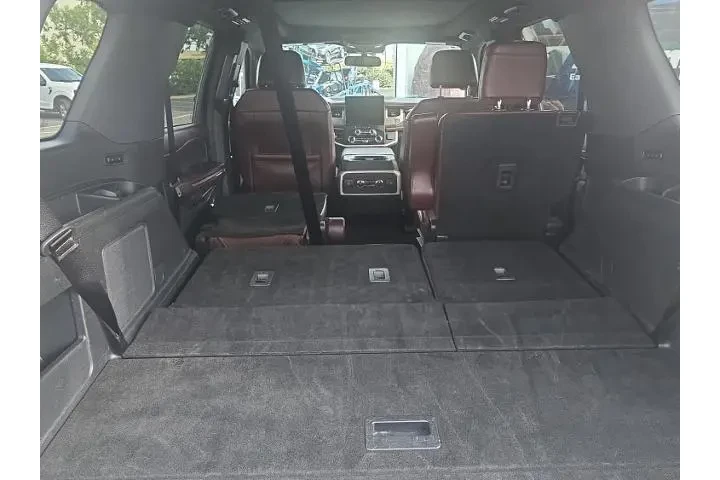 $38000 : Ford Expedition 2024 4x2 Lim image 10