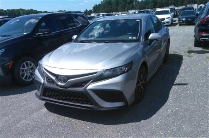 $23891 : PRE-OWNED 2022 TOYOTA CAMRY SE image 1