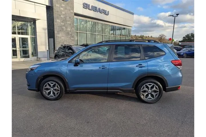 $27985 : Subaru Forester 2023 AWD Pre image 4