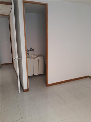 $280 : Vendo apartamento  en la ameri image 4