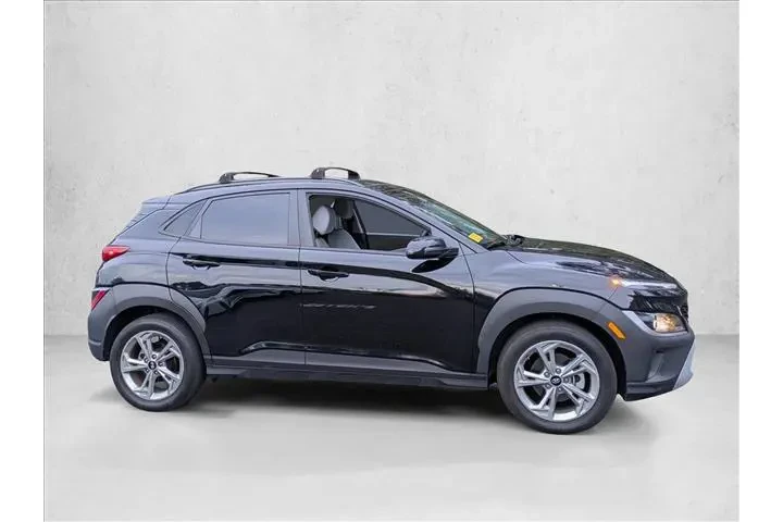 $21900 : Hyundai KONA 2023 SEL 4dr Cr image 4