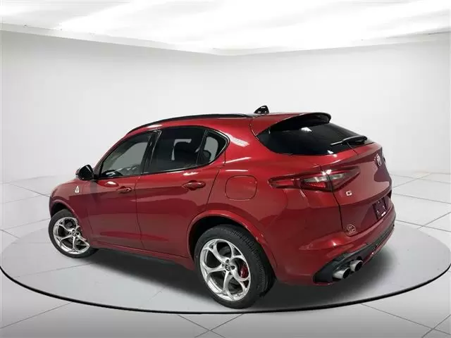 $27221 : Pre-Owned 2019 Stelvio Quadri image 3