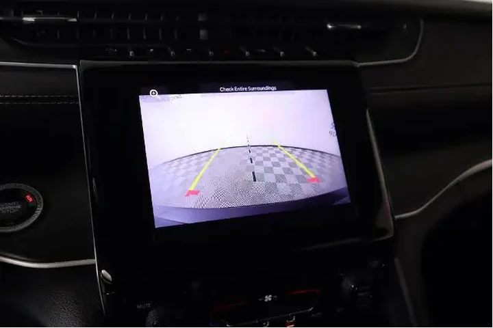 $32086 : Jeep Grand Cherokee L 2024 4 image 6