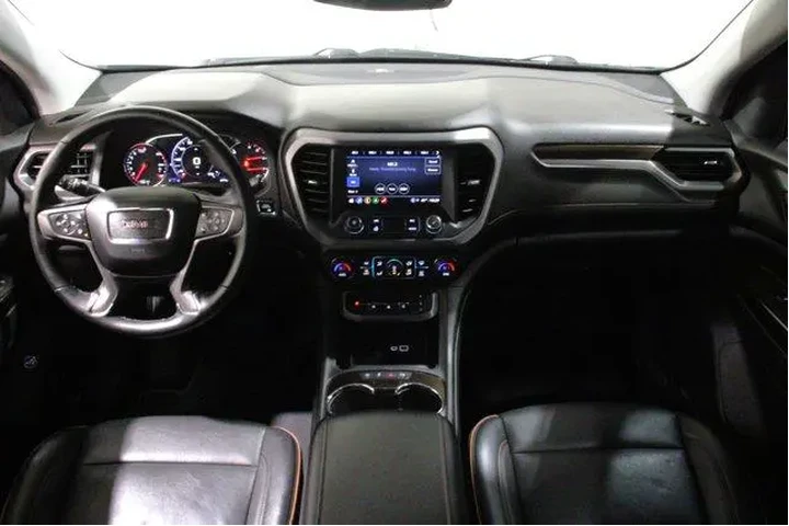 $30889 : GMC Acadia 2023 4x4 AT4 4dr image 2