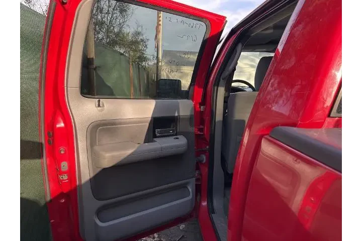 $8648 : Ford F-150 2007 XLT 4dr Supe image 9