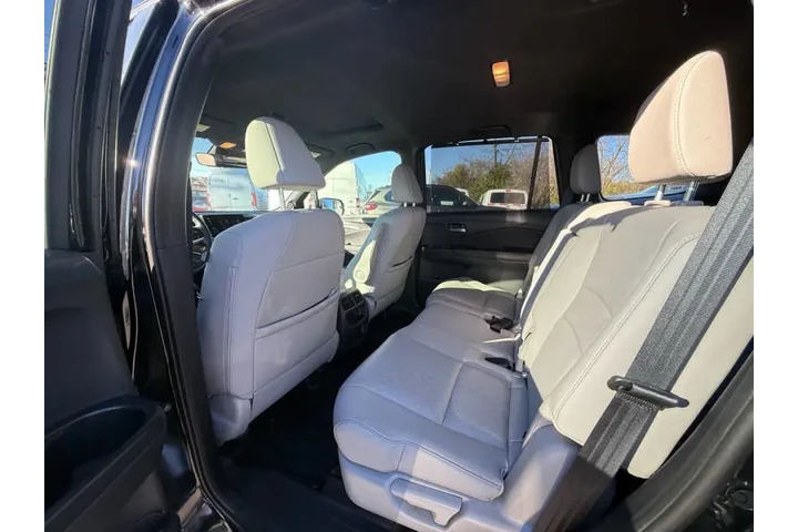 $19495 : 2019 Passport EX-L image 10