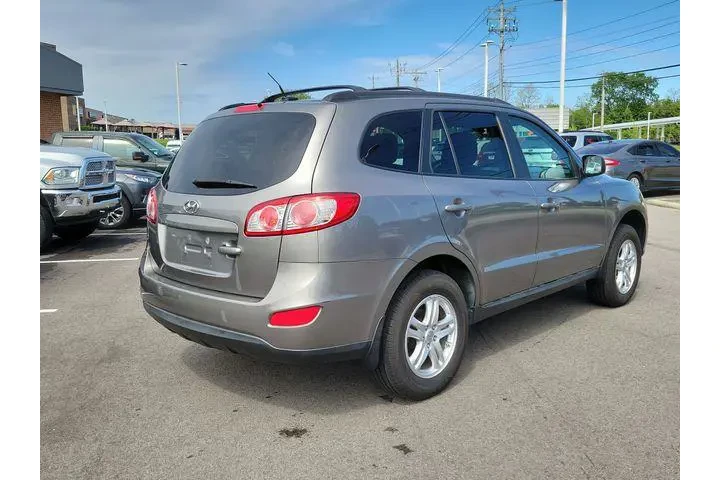 $7983 : Hyundai SANTA FE 2011 AWD GL image 5